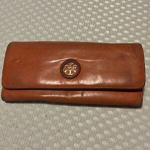 Tory Burch Long Leather Wallet